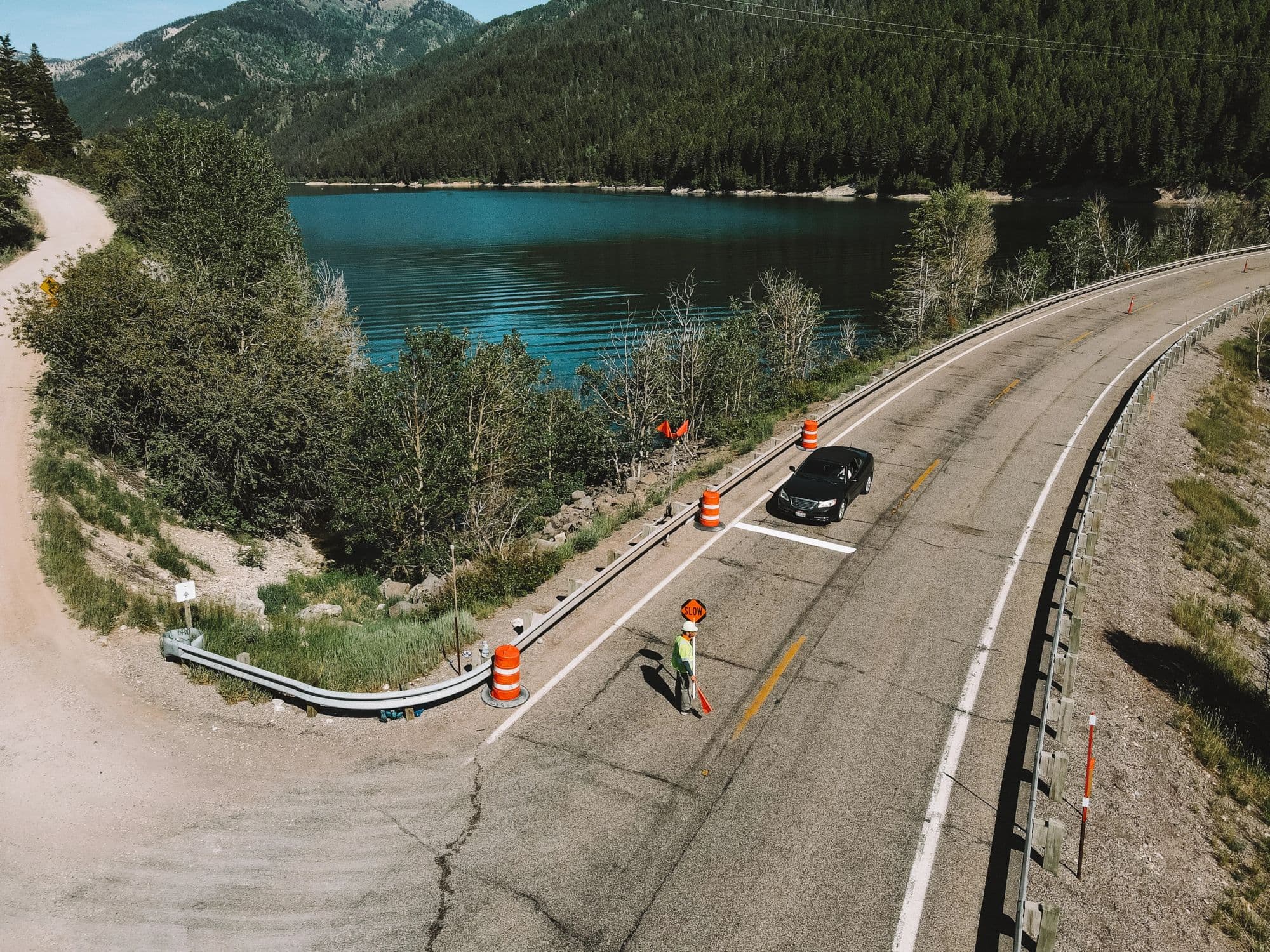 Directing traffic through a mountain work zone